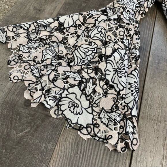 PASDUCHAS Ivy Grove Floral Bell Sleeve Off the Shoulder Midi Dress - Picture 8 of 14